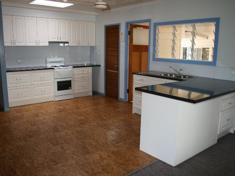 23 Anzac Street, Sarina QLD 4737