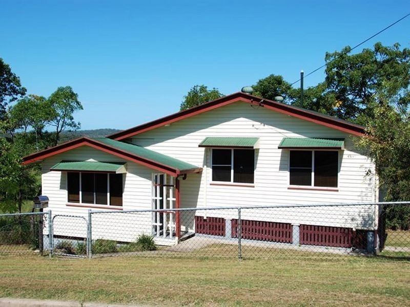 1 Penfold Street, Sarina QLD 4737