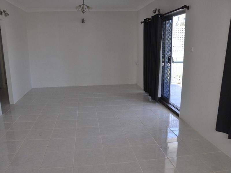 25 Poole Street, Sarina Beach QLD 4737