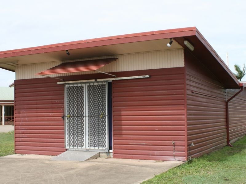 26 Beach Road, Sarina QLD 4737
