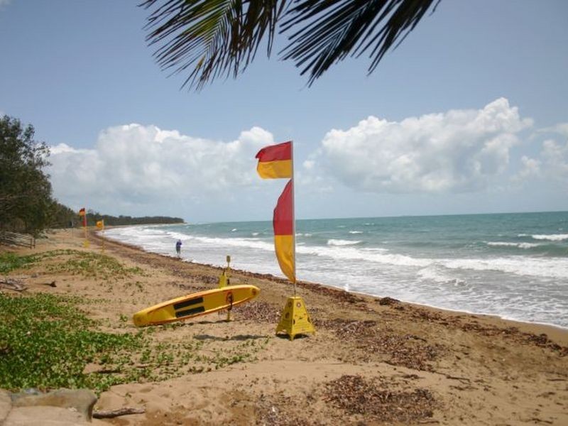 25 Brooksfield Drive, Sarina Beach QLD 4737