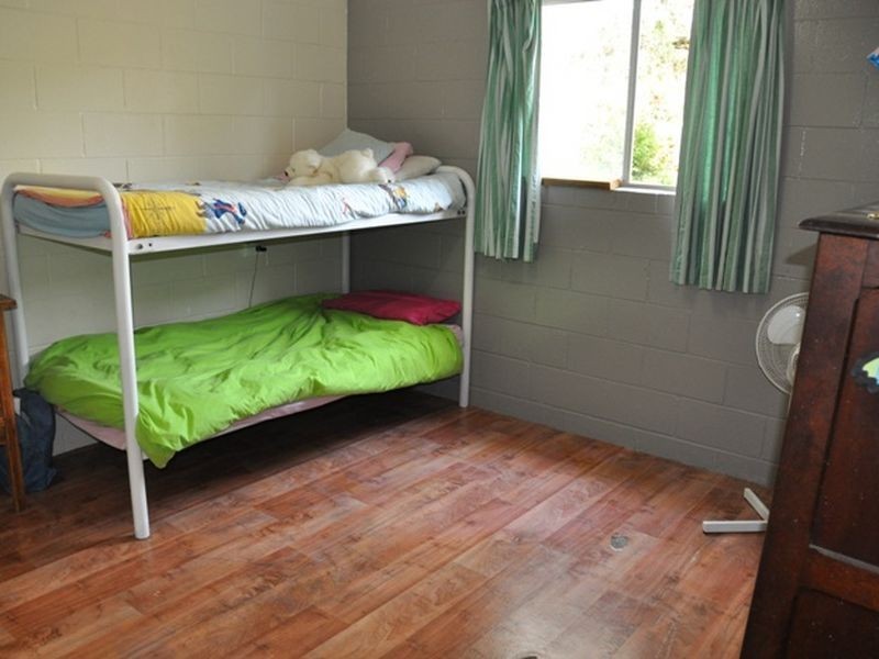 36 Range Road, Sarina QLD 4737