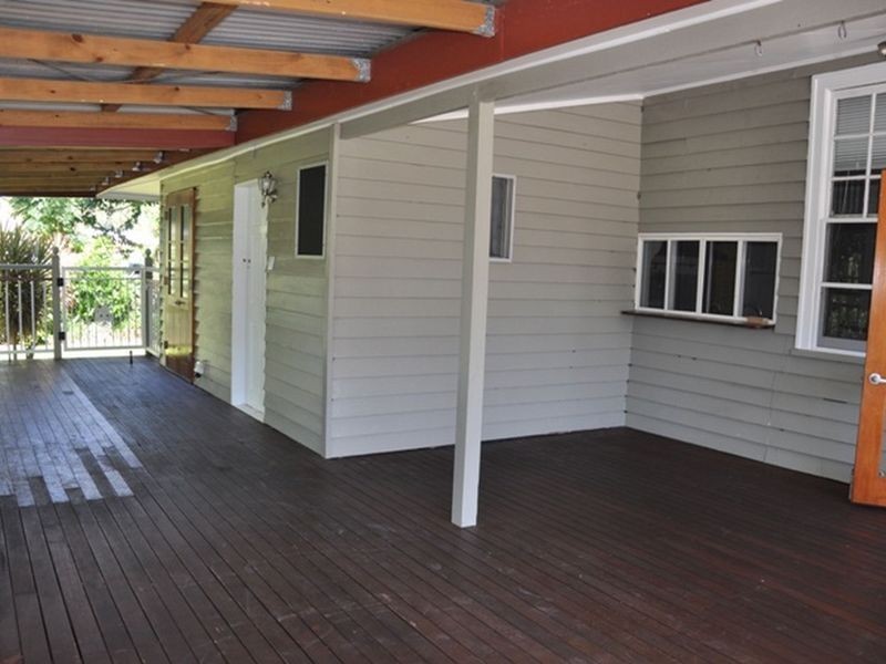 11 Armstrong Beach Road, Armstrong Beach QLD 4737