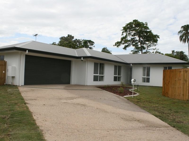 3 Rosemarie Court, Armstrong Beach QLD 4737