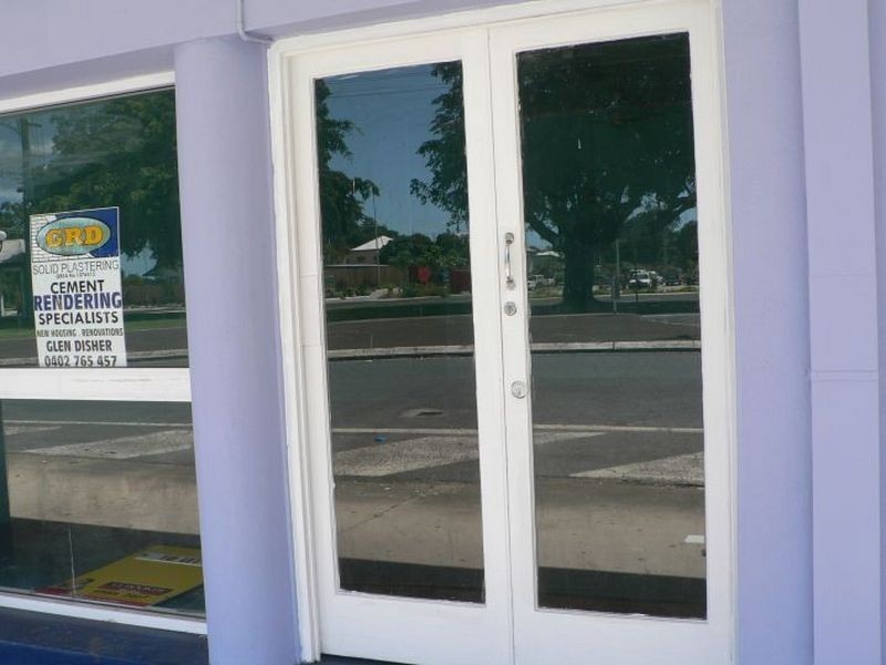 Shop 2/9 Broad Street, Sarina QLD 4737