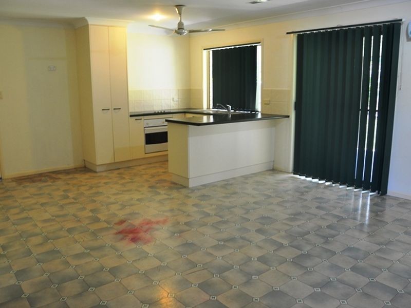 5 Lando Avenue, Sarina QLD 4737