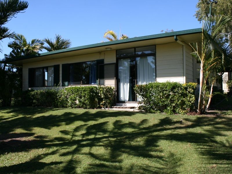 11 Morris Street, Campwin Beach QLD 4737