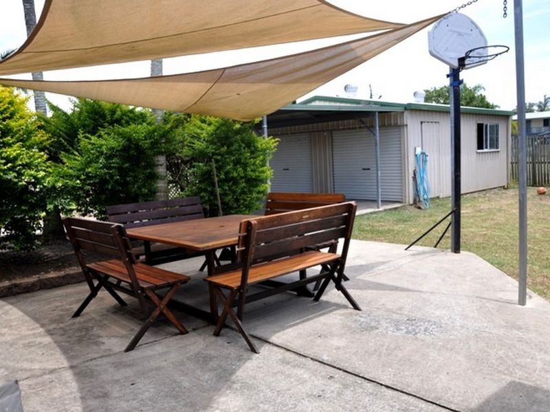 9 Hans Christian Street, Sarina QLD 4737