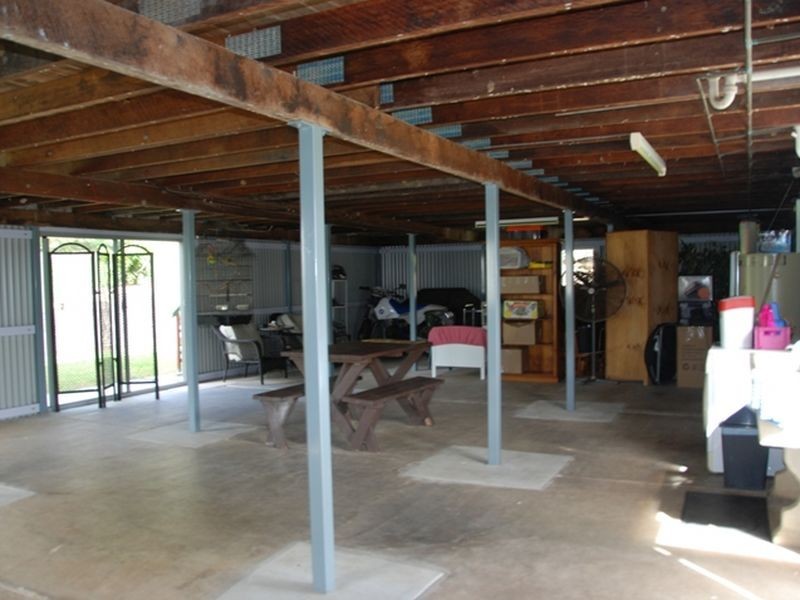 24 Langdon Street, Sarina QLD 4737