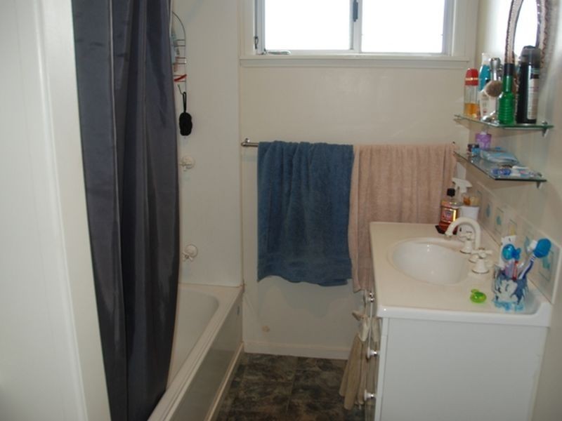 24 Langdon Street, Sarina QLD 4737