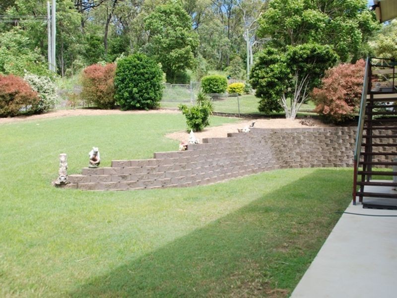 24 Langdon Street, Sarina QLD 4737