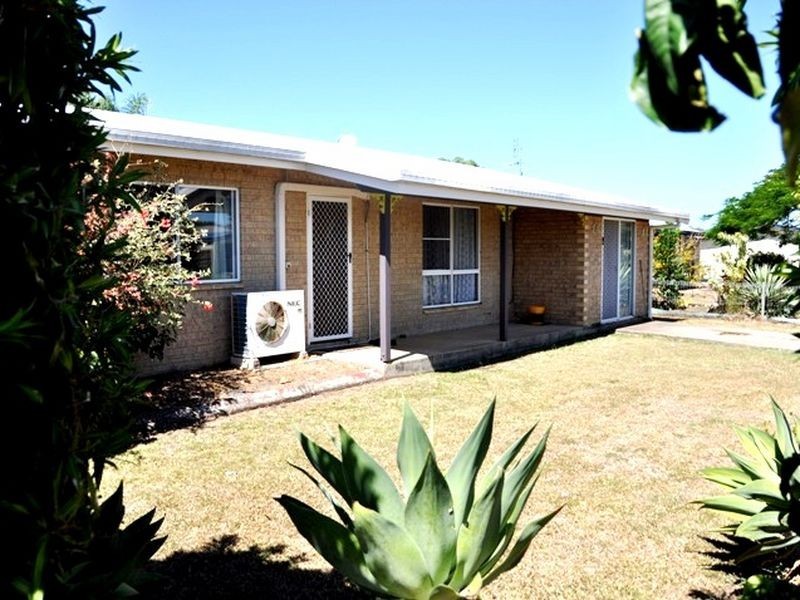 9 Hans Christian Street, Sarina QLD 4737