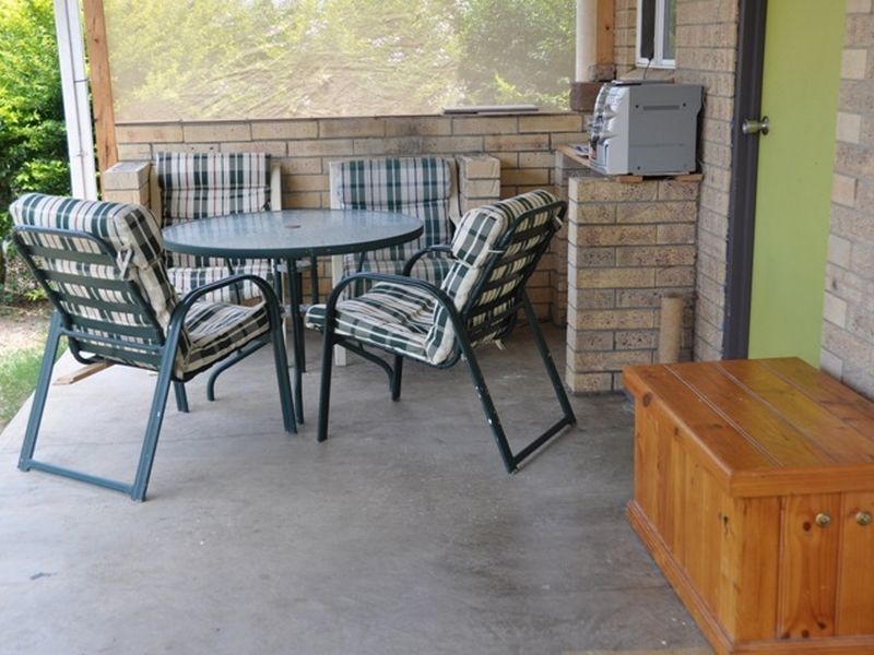 9 Hans Christian Street, Sarina QLD 4737