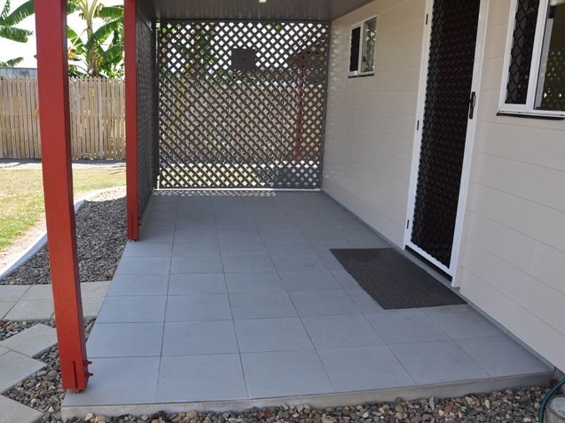 99 Beach Road, Sarina QLD 4737