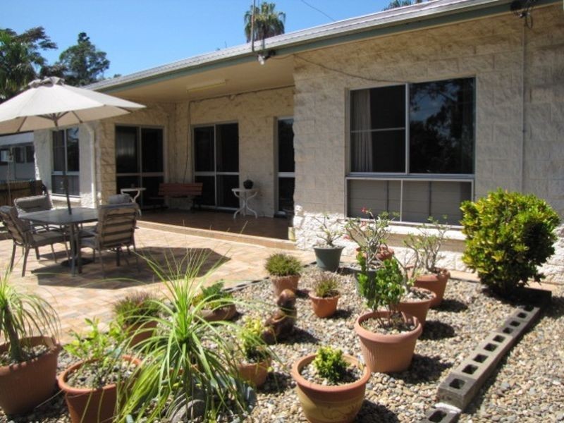 16 Sunset Drive, Sarina Beach QLD 4737