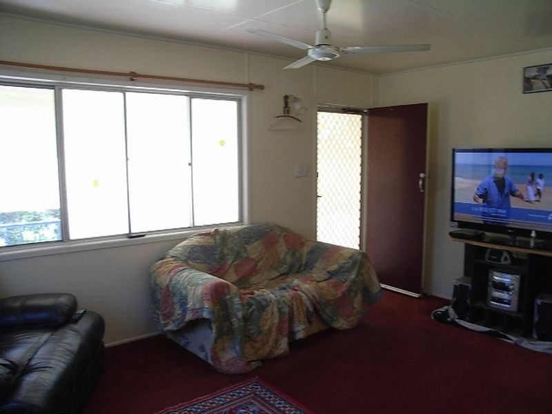 8 Goonyella Avenue, Sarina QLD 4737