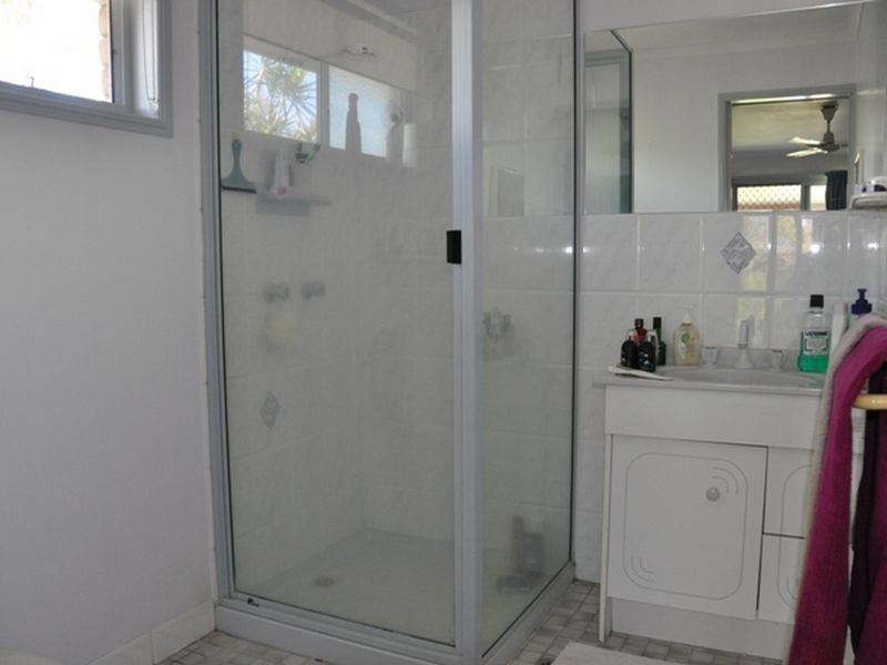 125 Rasmussen Avenue, Salonika Beach QLD 4740