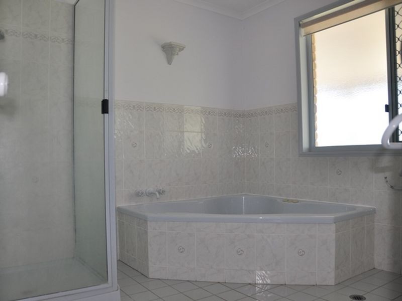 125 Rasmussen Avenue, Salonika Beach QLD 4740