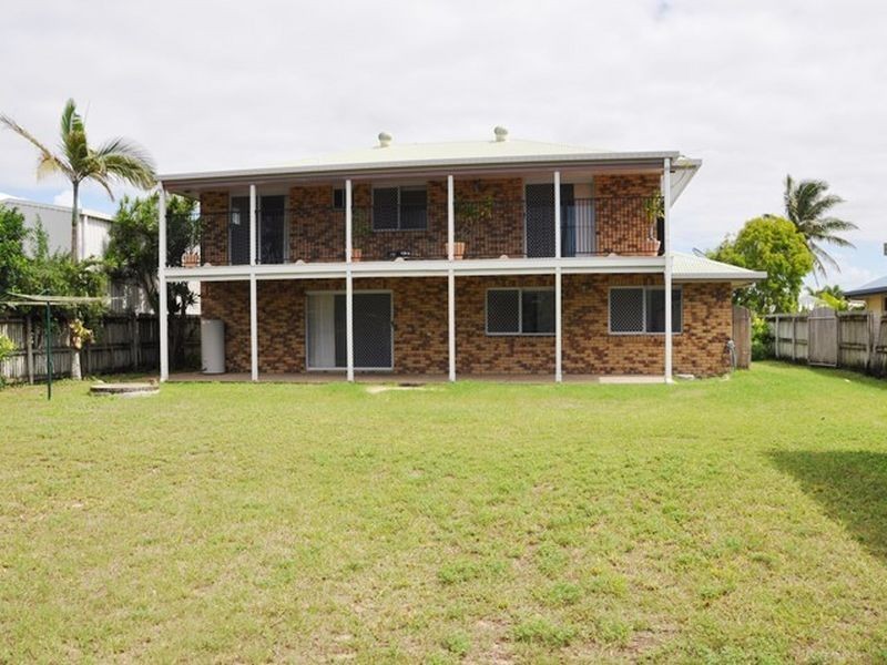 125 Rasmussen Avenue, Salonika Beach QLD 4740