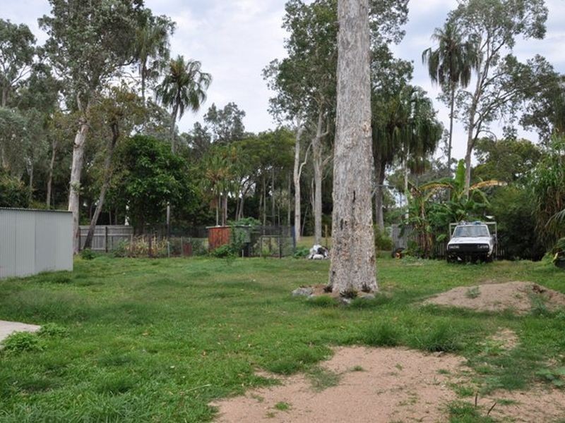 13 Swan Street, Armstrong Beach QLD 4737