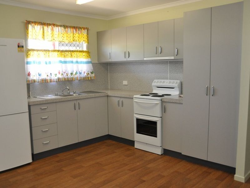 99 Beach Road, Sarina QLD 4737