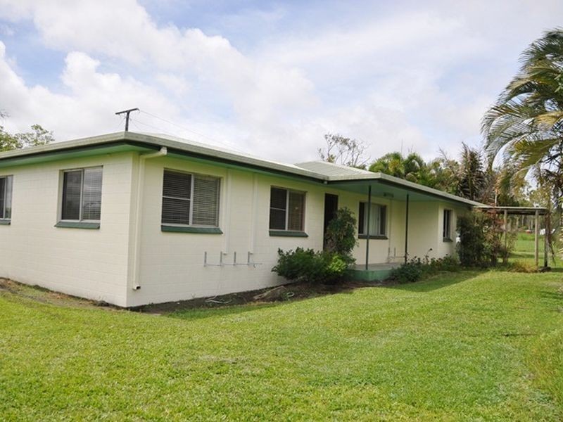 44 Perry Rd, Sarina QLD 4737