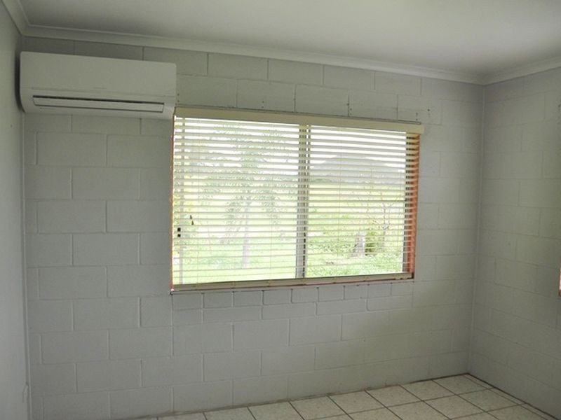 44 Perry Rd, Sarina QLD 4737