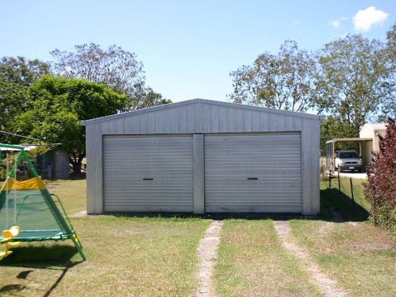 18 East Street, Sarina QLD 4737
