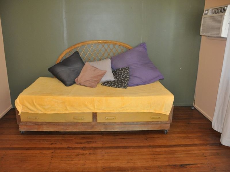 11 Ablett Street, Sarina QLD 4737