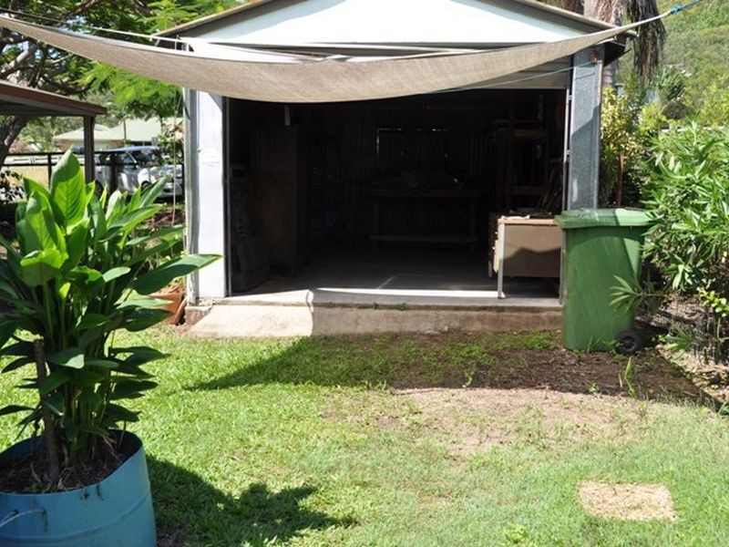 11 Ablett Street, Sarina QLD 4737