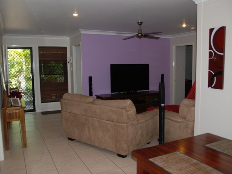 1/5 East Street, Sarina QLD 4737