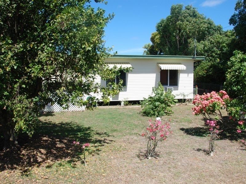 33 Hellwege Street, Hay Point QLD 4740