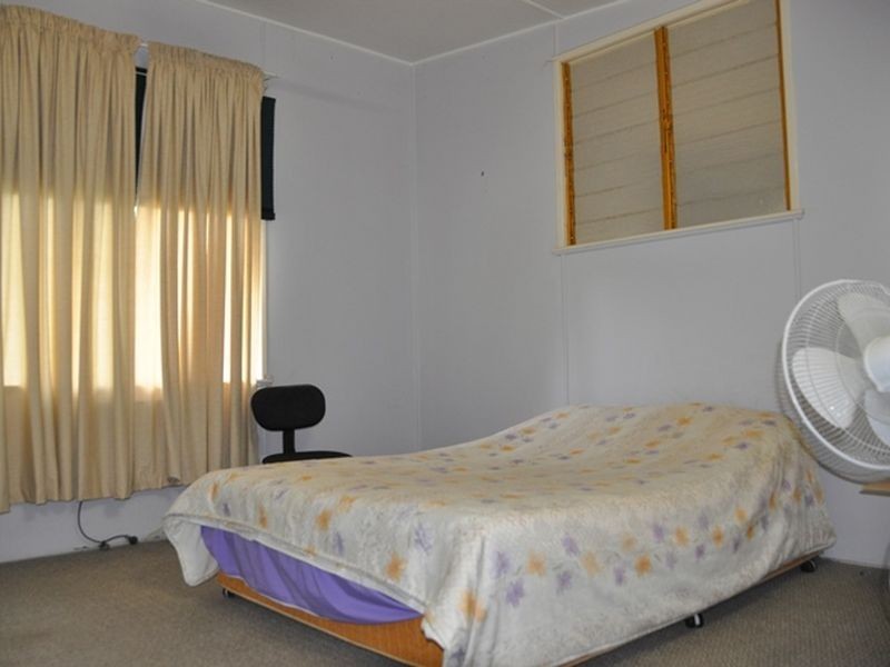 33 Hellwege Street, Hay Point QLD 4740