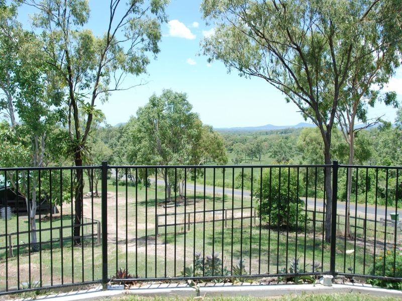 71 Shackleton Road, Sarina QLD 4737