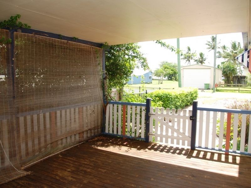 39 Melba Street, Armstrong Beach QLD 4737