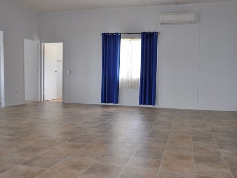 2 Ferries Terrace, Sarina Beach QLD 4737