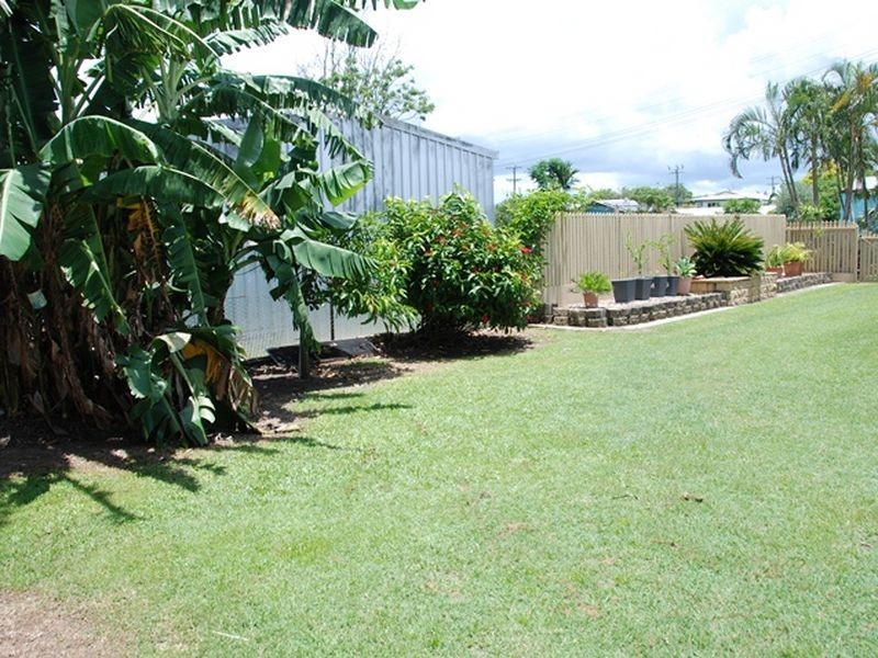 4 Arthur Street, Sarina QLD 4737