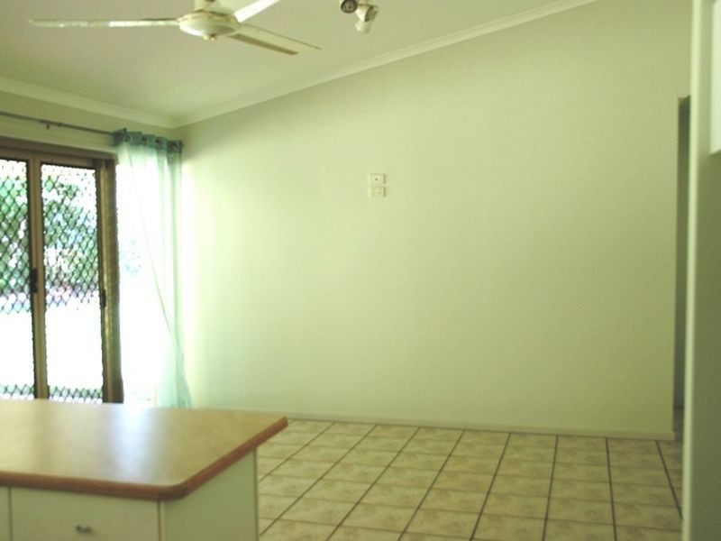 7 Pine Court, Hay Point QLD 4740