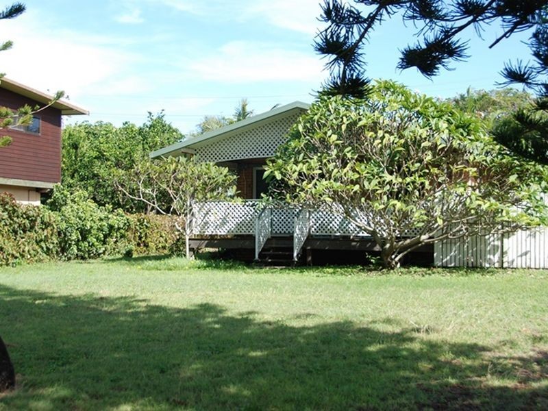 25 Rasmussen Avenue, Salonika Beach QLD 4740