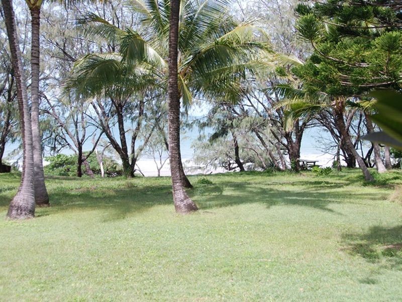 25 Rasmussen Avenue, Salonika Beach QLD 4740