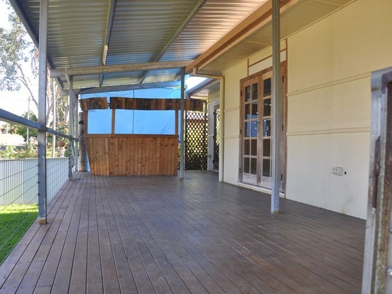 18 Maralyn Avenue, Grasstree Beach QLD 4740