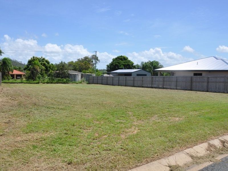 52 Morris Street, Campwin Beach QLD 4737