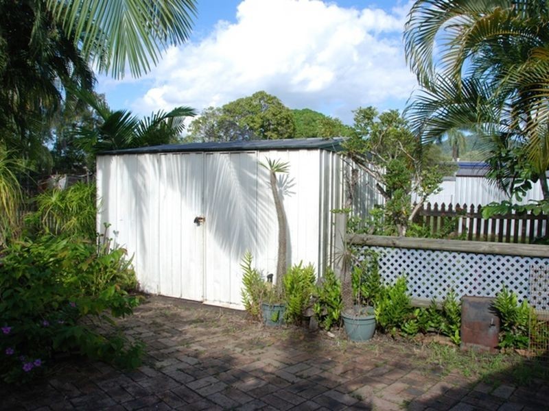 7 Leslie Street, Sarina QLD 4737