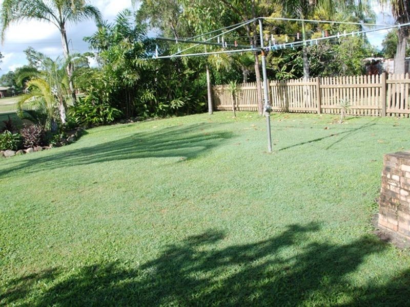 7 Leslie Street, Sarina QLD 4737