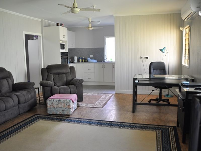 129 Zelma Street, Grasstree Beach QLD 4740