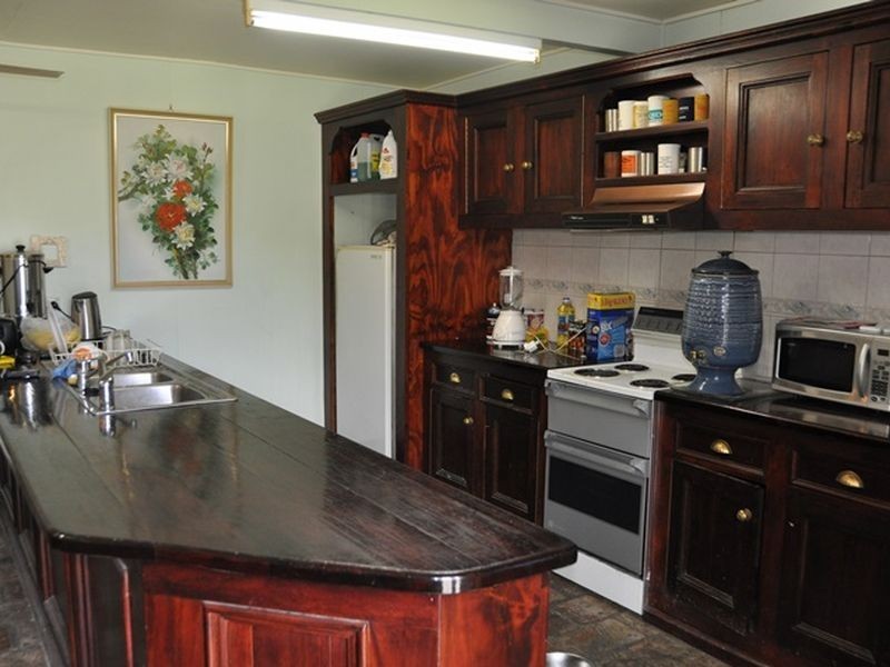 131 Zelma Street, Grasstree Beach QLD 4740