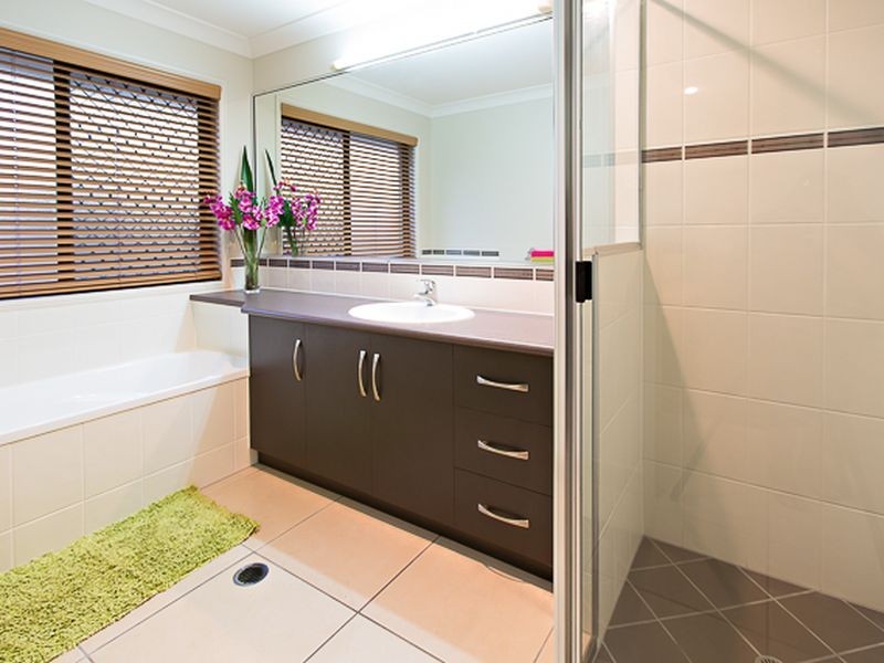 8 Anzac Street, Sarina QLD 4737