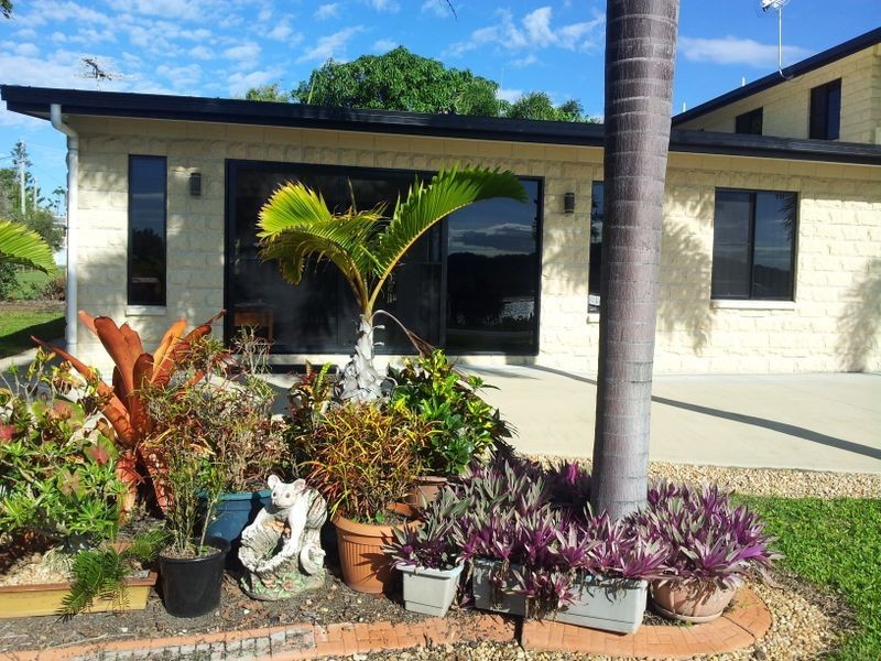 2 Westcott Avenue, Campwin Beach QLD 4737