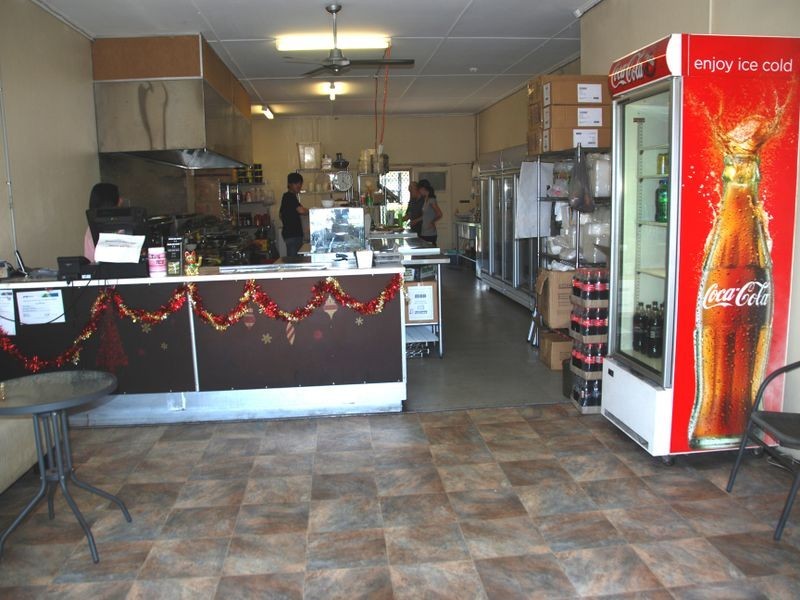 9-11 Broad Street, Sarina QLD 4737