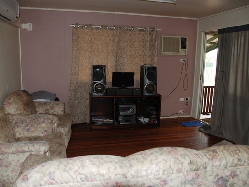 7 Kathleen Street, Sarina QLD 4737